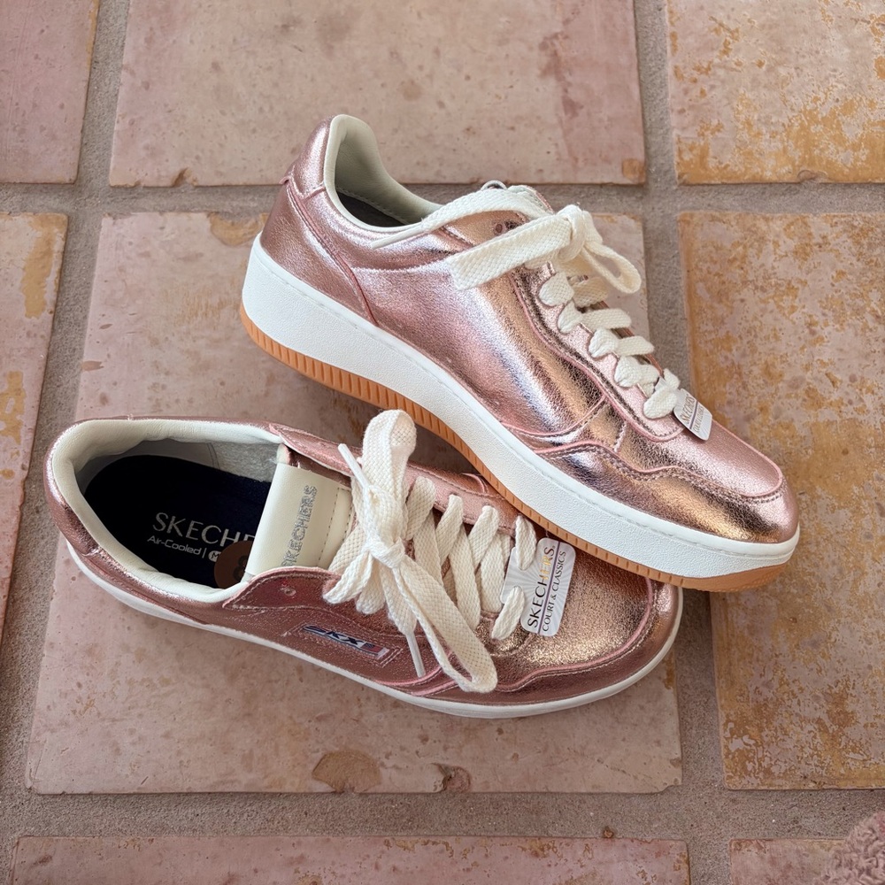 Skechers Women's Sport Court 2.0-Much Metallic Sneaker Sz 8 Rose Gold / Pink New - Picture 5 of 16
